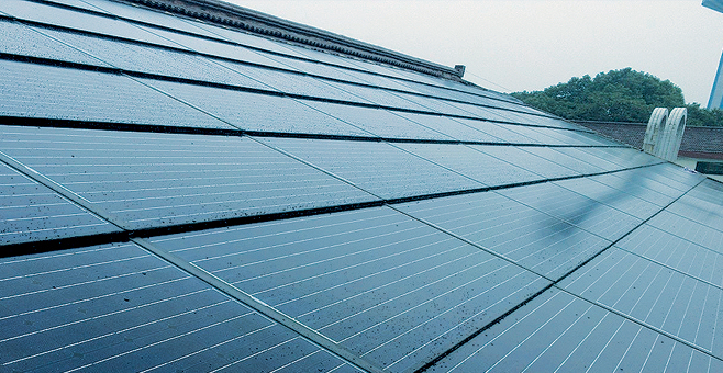 江陰　HONGDOU村の屋根一体型太陽電池のルーフ