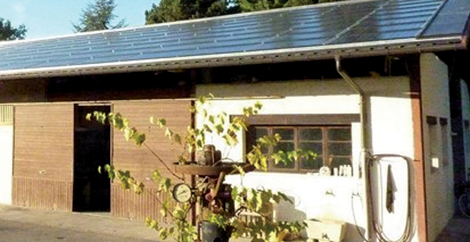 スイスRoment FR 屋根一体型太陽電池のルーフ
